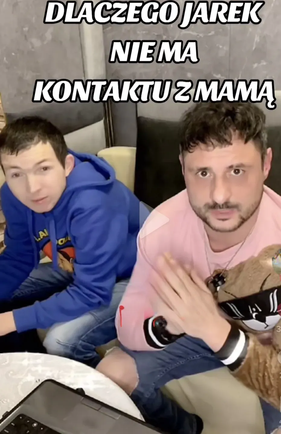 Dlaczego Jaruś z "Chłopaków do wzięcia" zerwał kontakt z matką? Prawda wyszła na jaw