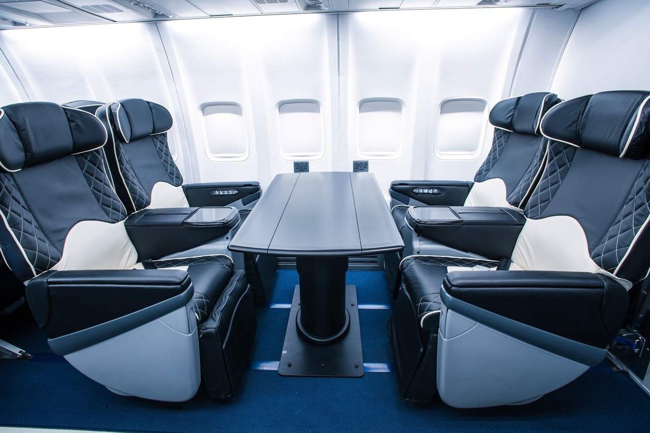 Jennifer Lopez w Polsce. Zajrzeliśmy do jej luksusowego samolotu