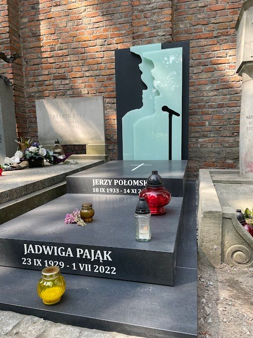 Jerzy Połomski grób 3.jpg