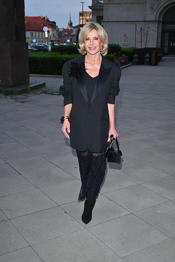 Tłum gwiazd na urodzinach restauracji. Opozda, Wolszczak, Richardson, Senyszyn, Orman