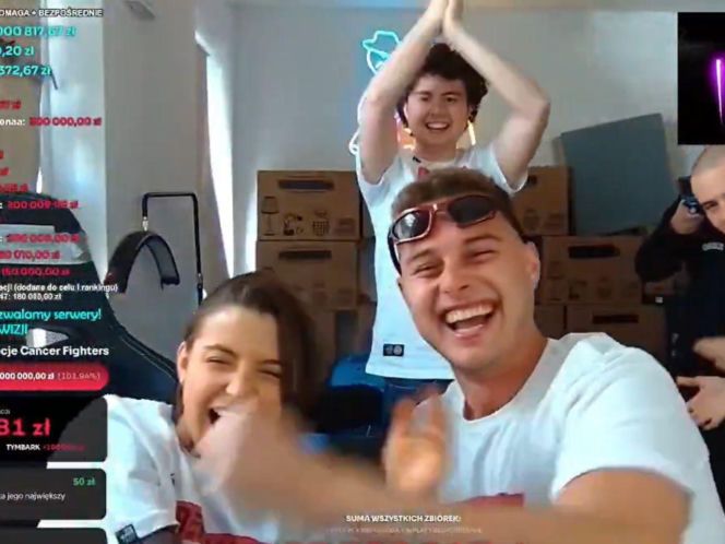 Julia Wieniawa pocałowała się na wizji ze znanym aktorem. Wszystko się nagrało