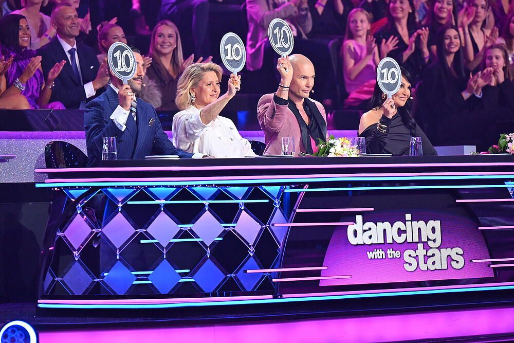 "Taniec z Gwiazdami" bez jednego z jurorów? Plotki zza kulis skupiają się na jednej osobie