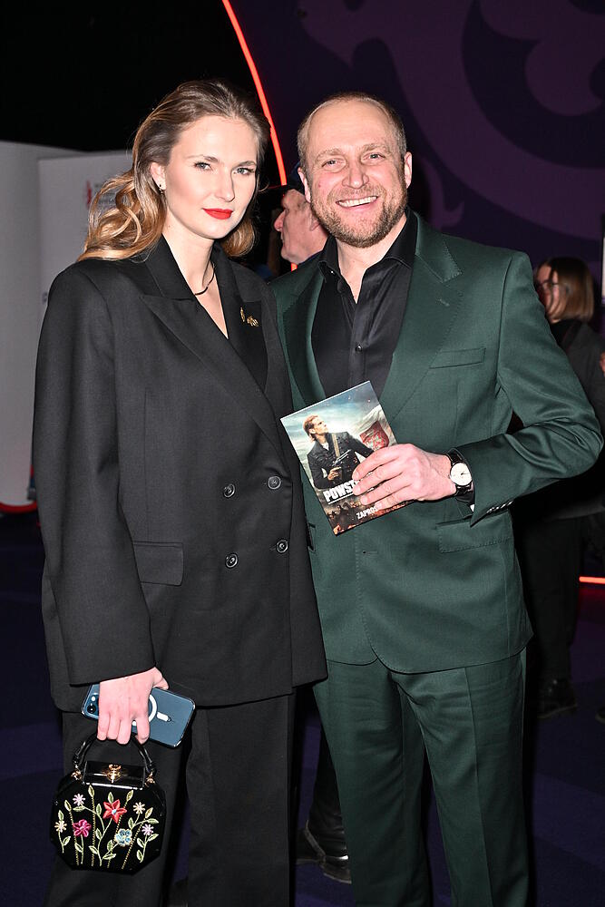 Żona Piotra Adamczyka trafiła do szpitala. Zdała relację prosto z Bali