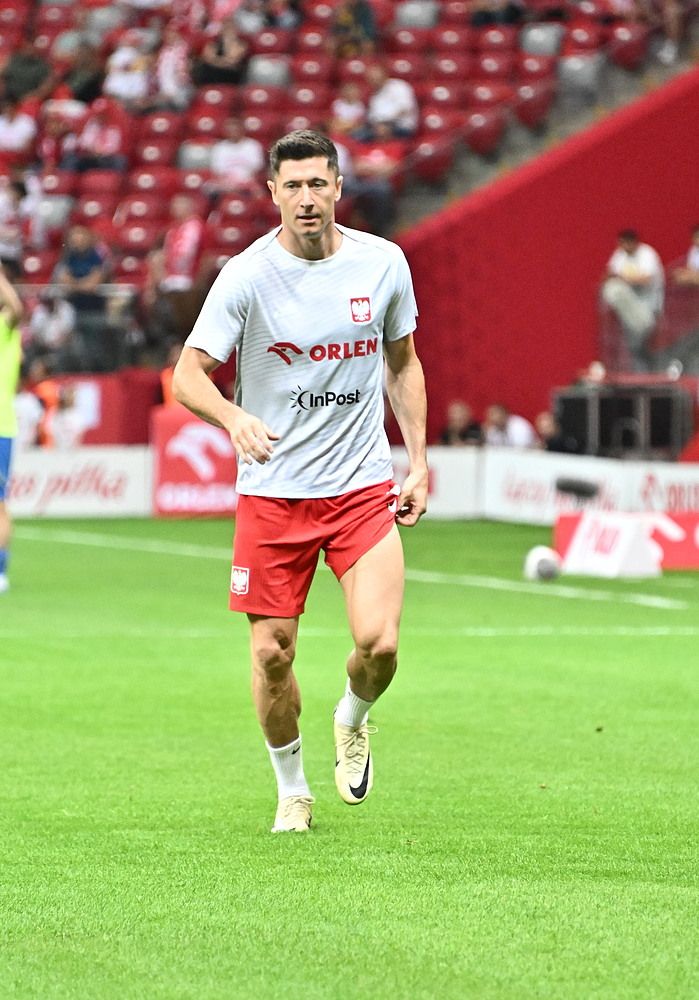 Piłkarze reprezentacji zadzwonili do Lewandowskiego. Mówi, co od nich usłyszał