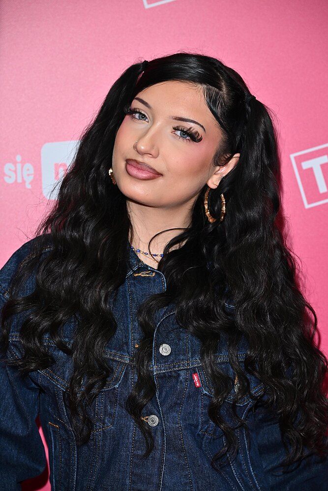 Rodzice Viki Gabor mieli nie wiedzieć o ślubie córki? Trojanek ujawnił szczegóły