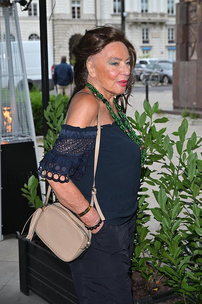 Agnieszka Fitkau-Perepeczko ogoliła włosy! Odmieniona brylowała na imprezie