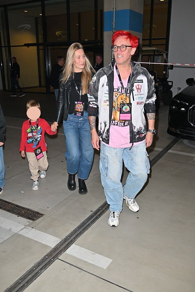 Wiśniewski zabrał piątą żonę i dzieci na koncert. Rzadkie zdjęcia obiegły media