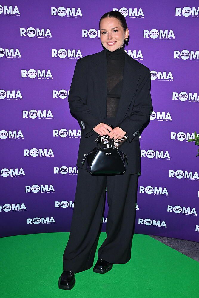 Gwiazdy na spektaklu  "Aniołki Mussoliniego". Sykut, Mołek, Damięcki, Jeżowska