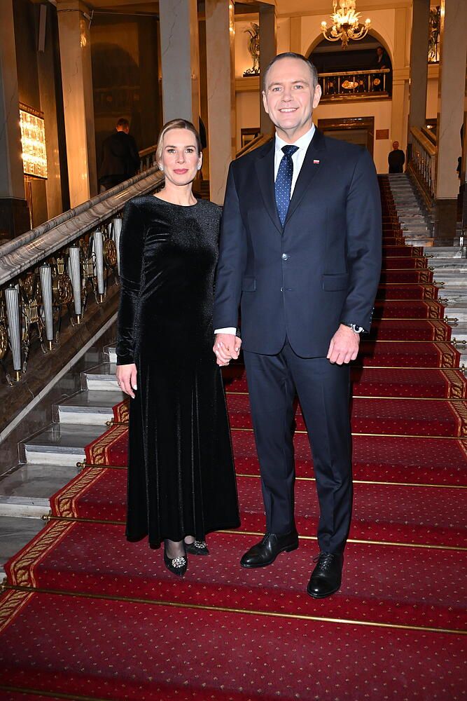  Tak ewoluował styl pierwszej damy. Nawrocka przeszła niebywałą przemianę 