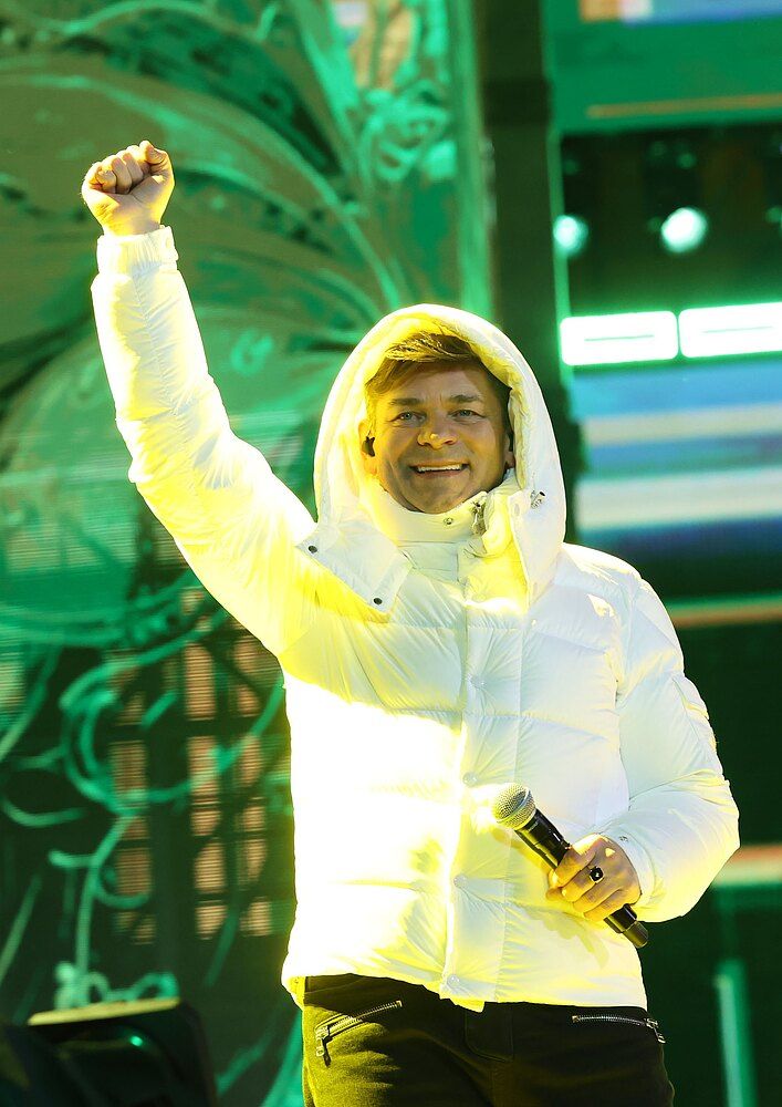 Lawina komentarzy po występie Zenona Martyniuka. Internet zapłonął