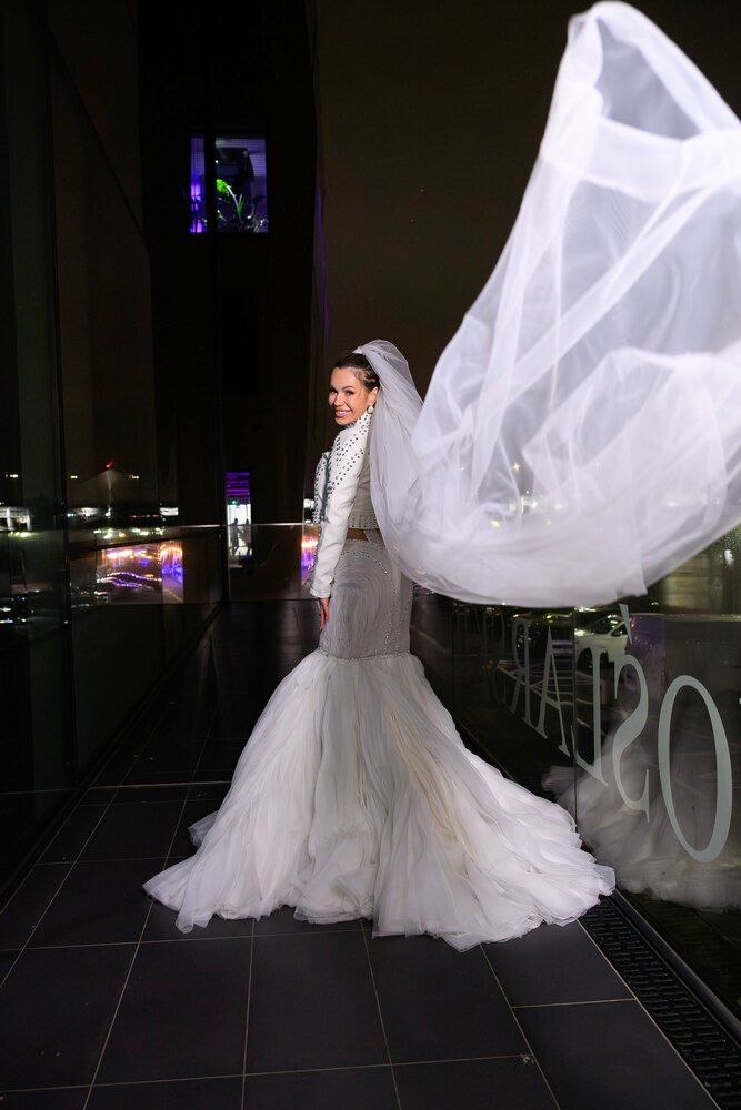 Styl i ikoniczne kreacje tegoroczne Dody z okazji jej 42. urodzin. Od różu po suknie ślubną.