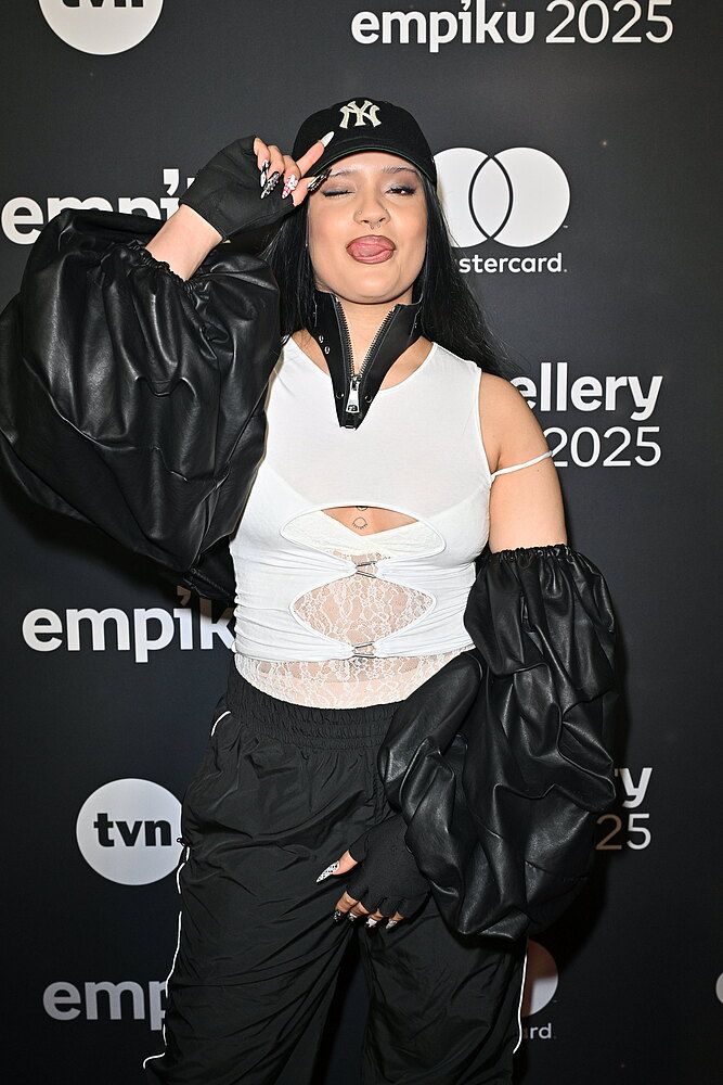 Sara James skradła show na Bestsellerach Empiku 2025. Postawiła na odważny look