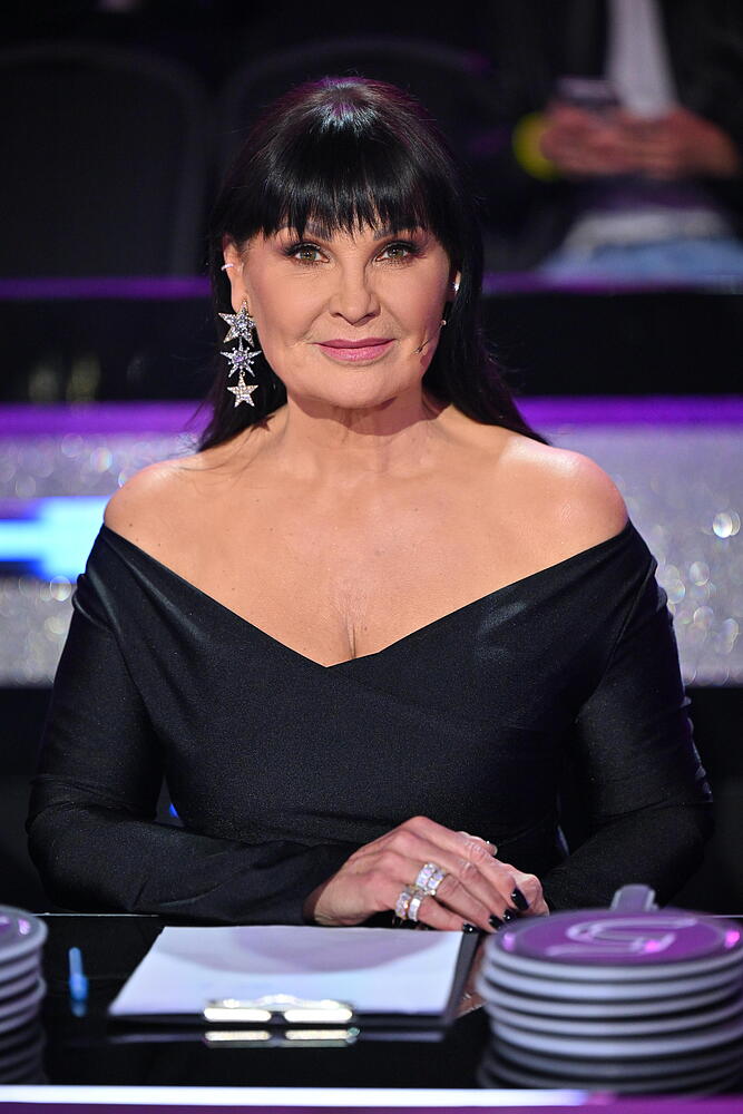 Iwona Pavlović jako blondynka. Tak zmieniała się jurorka "Tańca z gwiazdami"