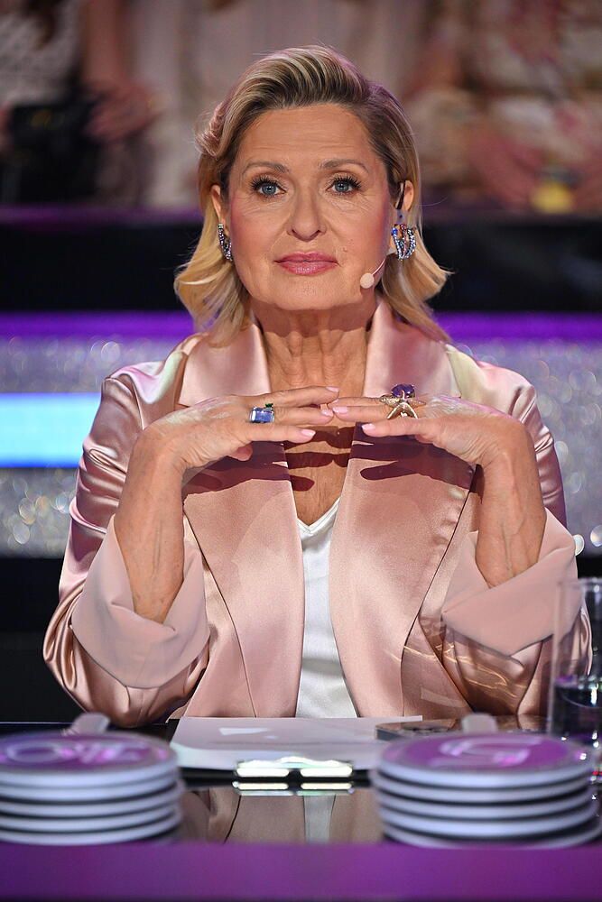 Ewa Kasprzyk ujawniła, czy dostała wypowiedzenie z "Tzg". "Jakby to powiedzieć"