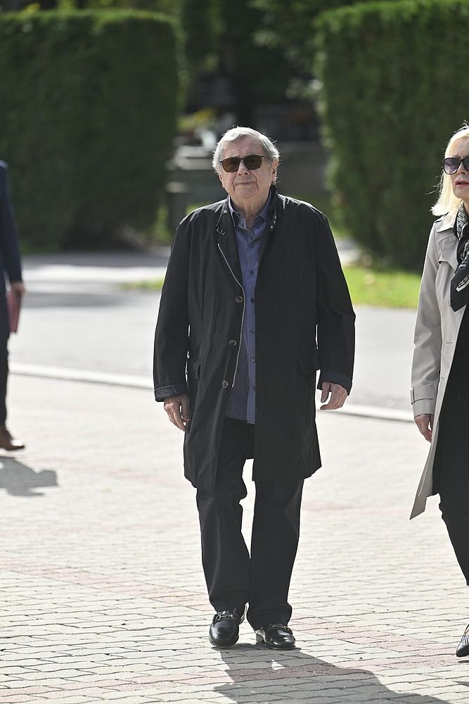 Pogrzeb Jana Frycza. Tłumy żegnają aktora