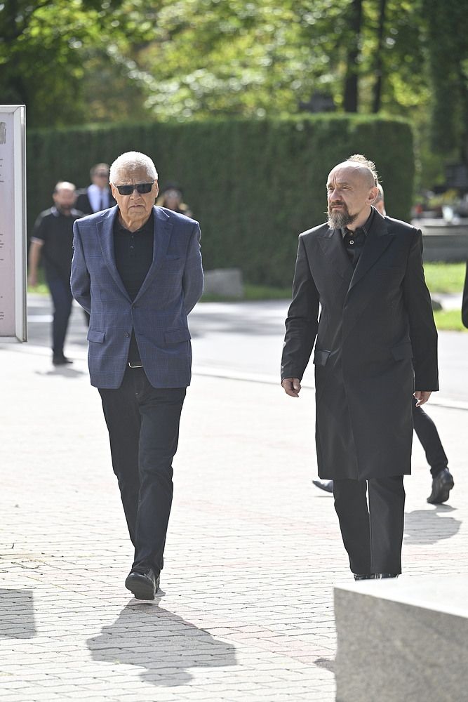 Pogrzeb Jana Frycza. Tłumy żegnają aktora