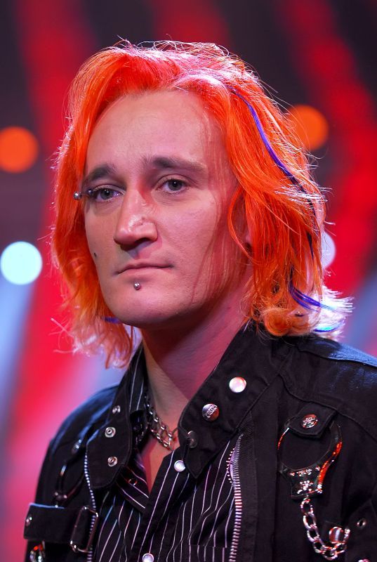 Michał Wiśniewski nie zawsze nosił czerwone włosy. To zdjęcie wczarnych to hit 