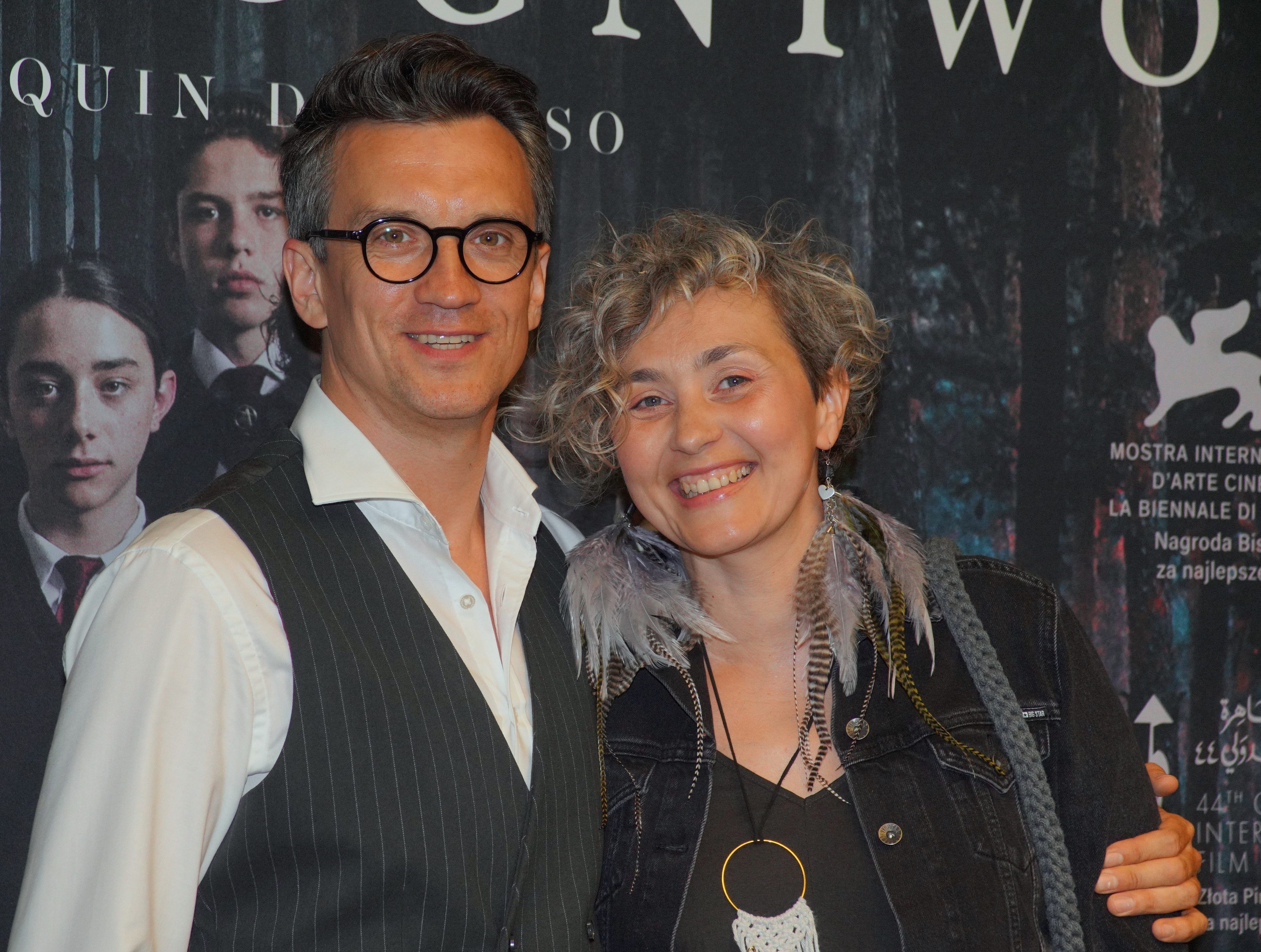 Uwielbiany gwiazdor się rozwodzi. Do sieci wyciekły szczegóły