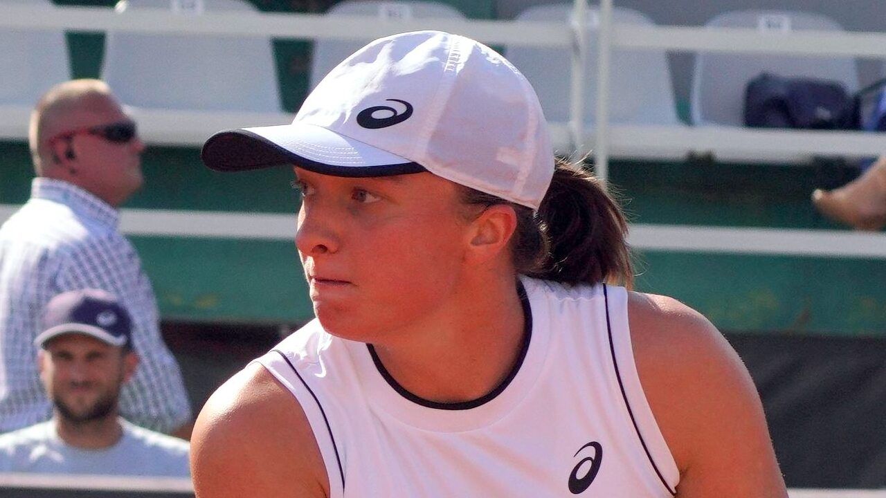 Nie tylko Świątek ma problem. Eksperci ujawniają, co naprawdę dzieje się w WTA Finals