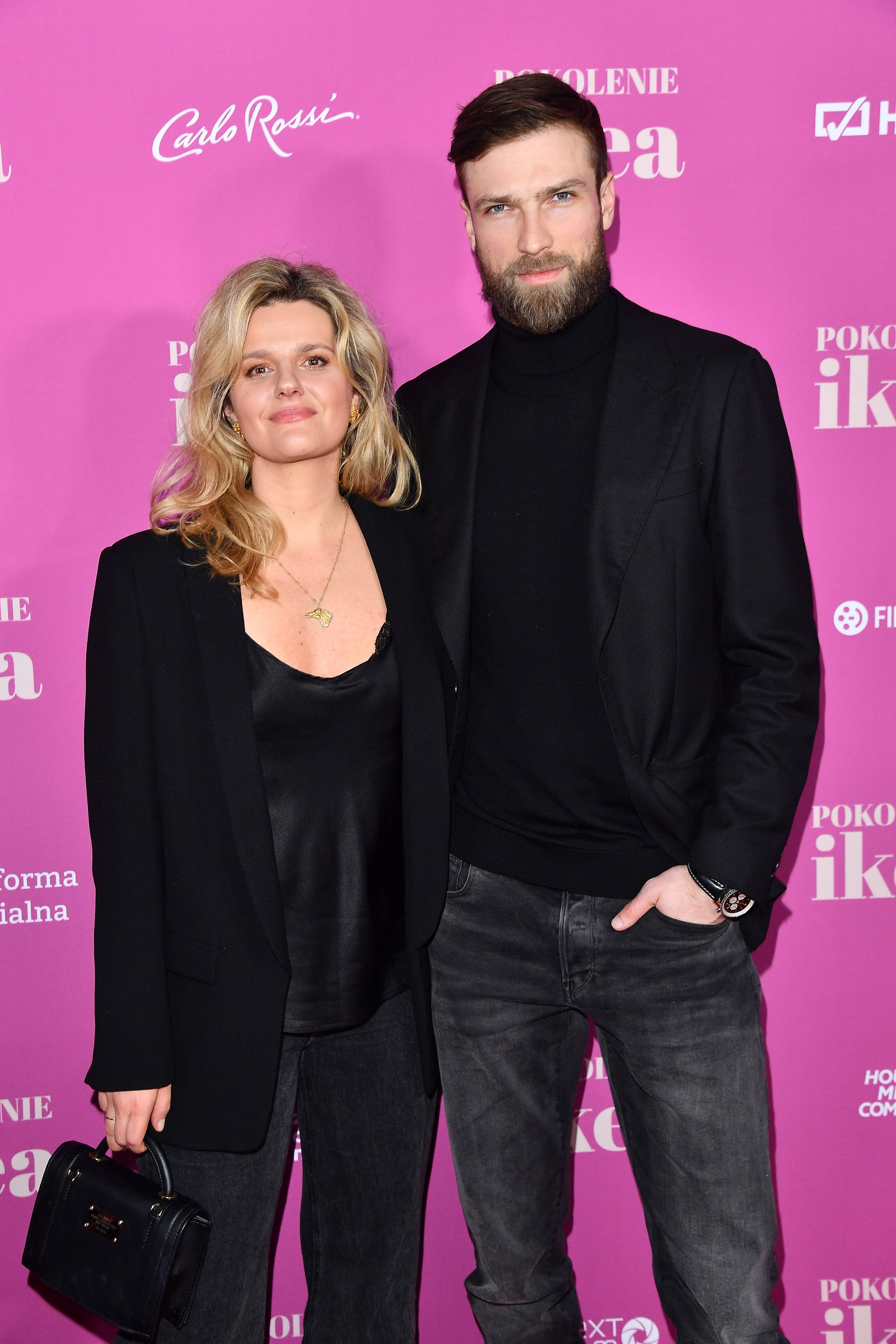 Zborowska i Wrona przebrali się na urodziny córeczki. Bajkowa impreza zachwyca