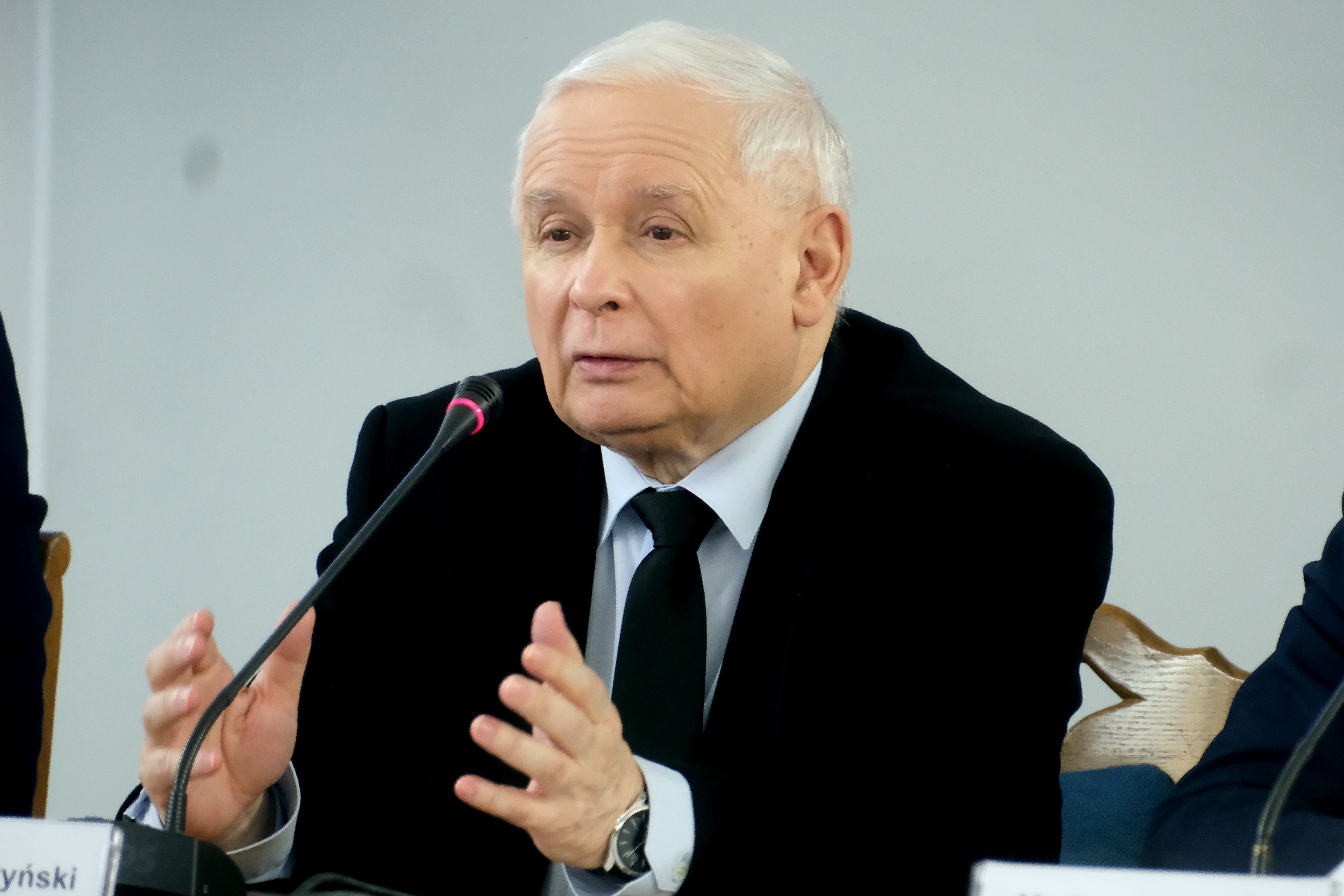Jarosław Kaczyński zareagował na aferę wokół KPO. Nie gryzł się w język