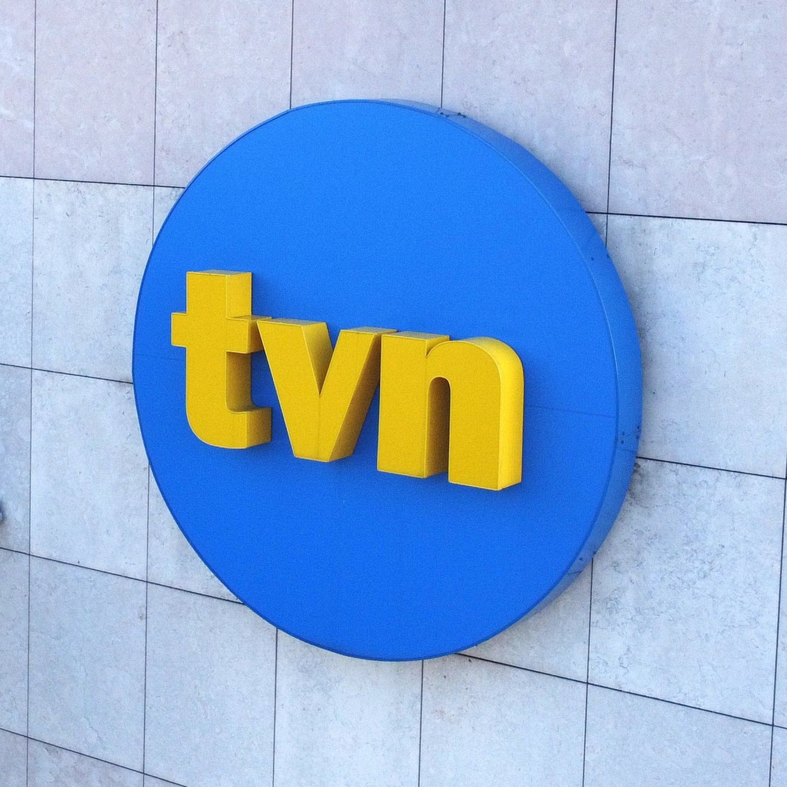 Kolejne problemy z przejęciem TVN. Pozew już gotowy, w tle walka o stacje