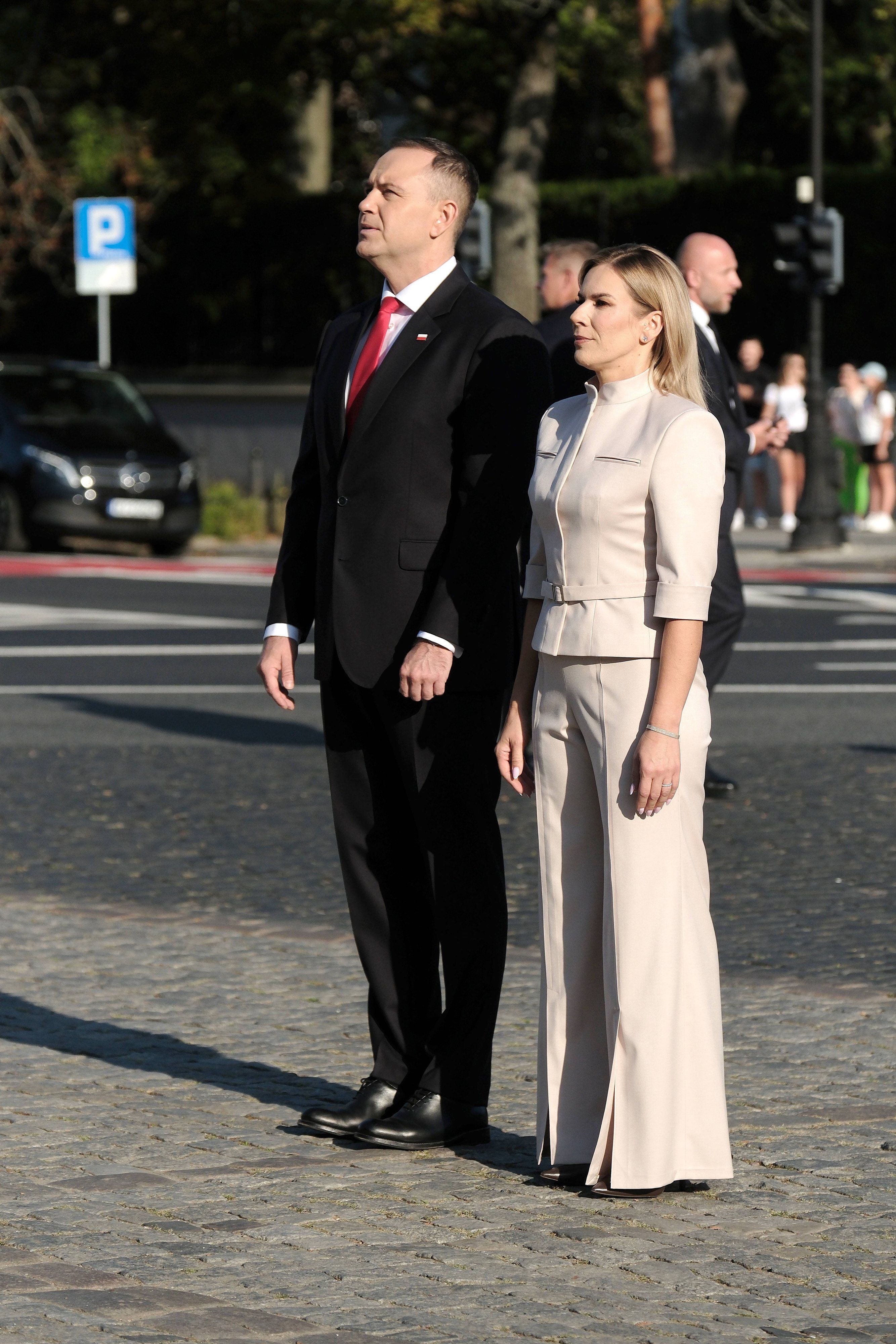 PiS chce nowego funduszu dla Marty Nawrockiej. Prawie milion rocznie