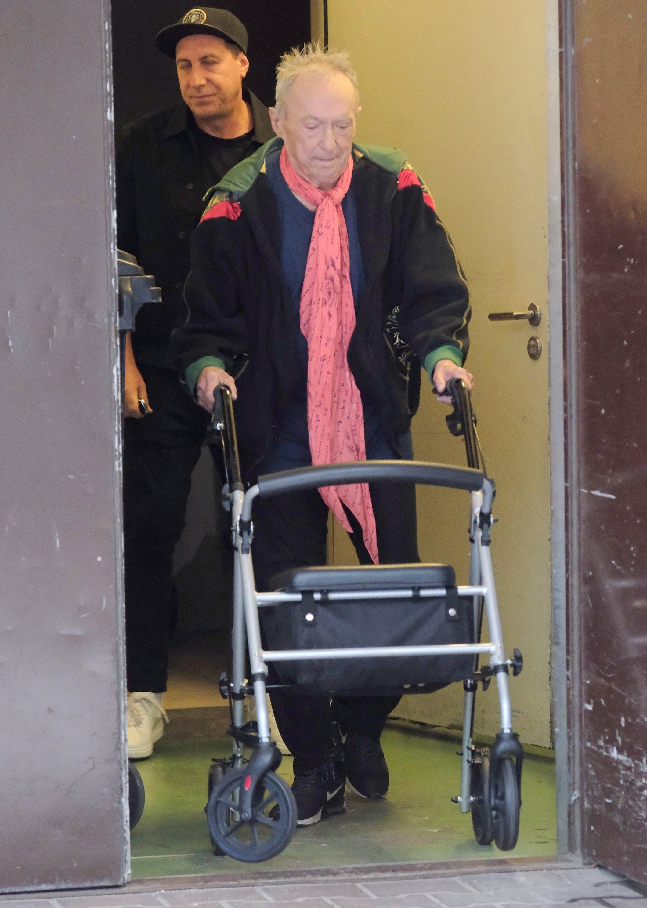 Tęsknota za uśmiechem ojca. Mika Urbaniak pożegnała muzyka wzruszającymi słowami