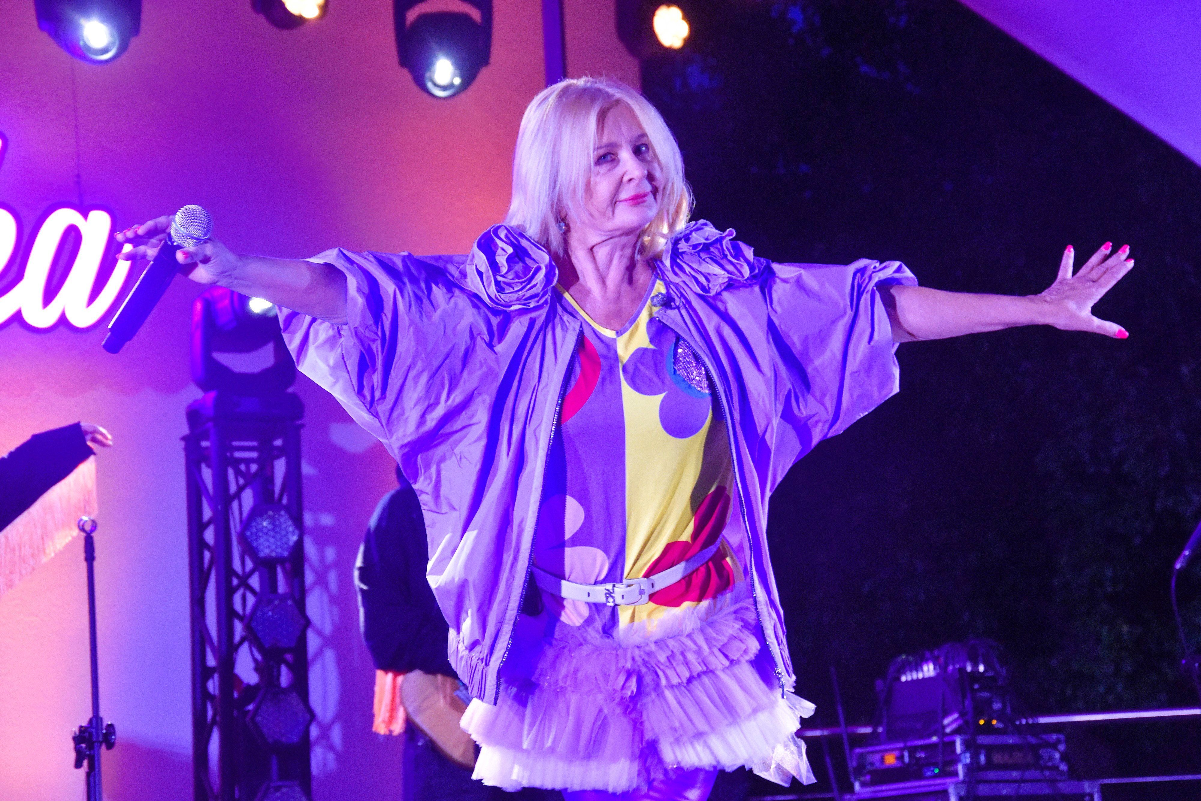 Jeżowska uderzyła w Nawrockiego ze sceny. Nagrali reakcję widowni