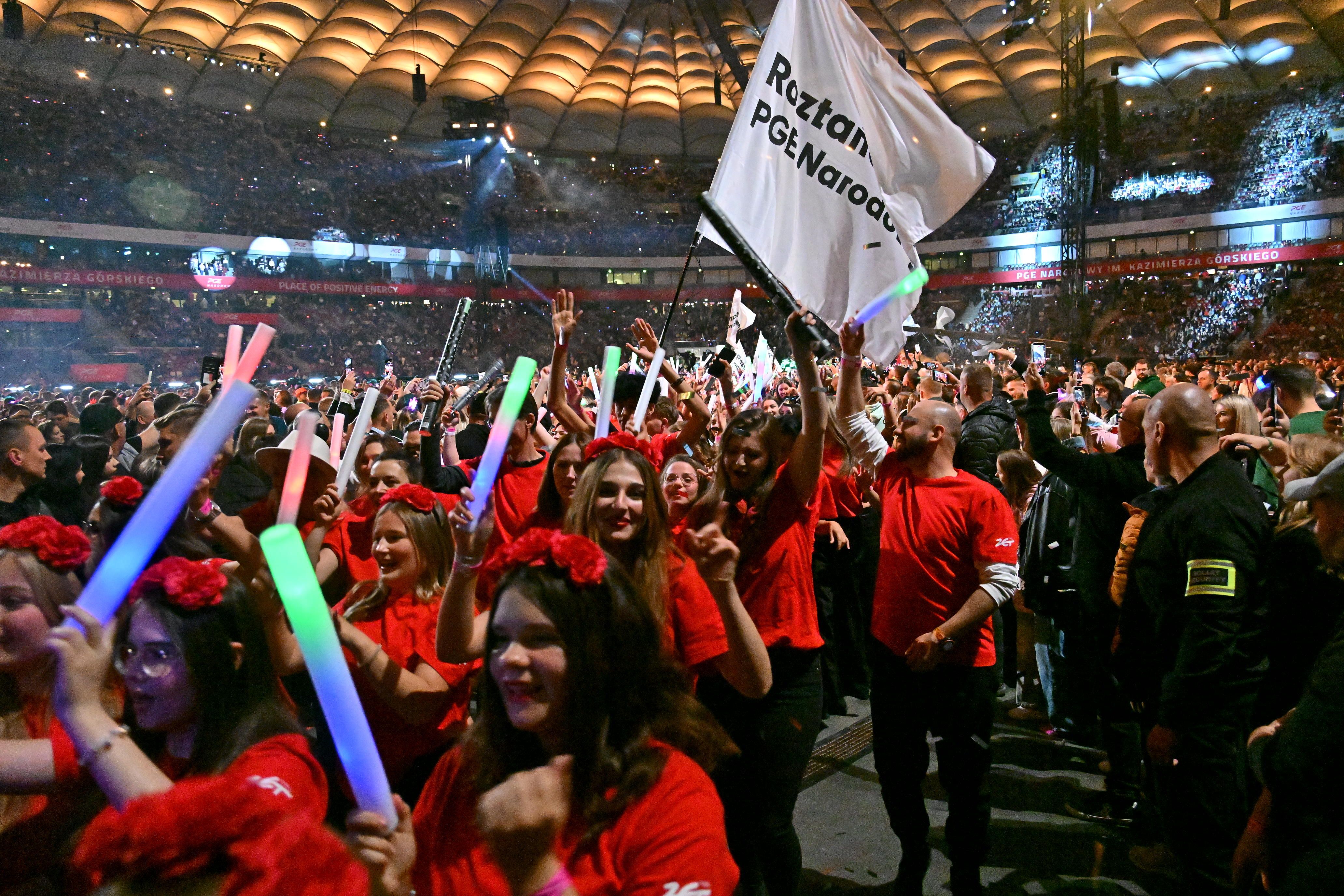 Ludzie mieli ciarki żenady po tym występie z "Roztańczonego PGE Narodowego". Internauci nie zostawili suchej nitki
