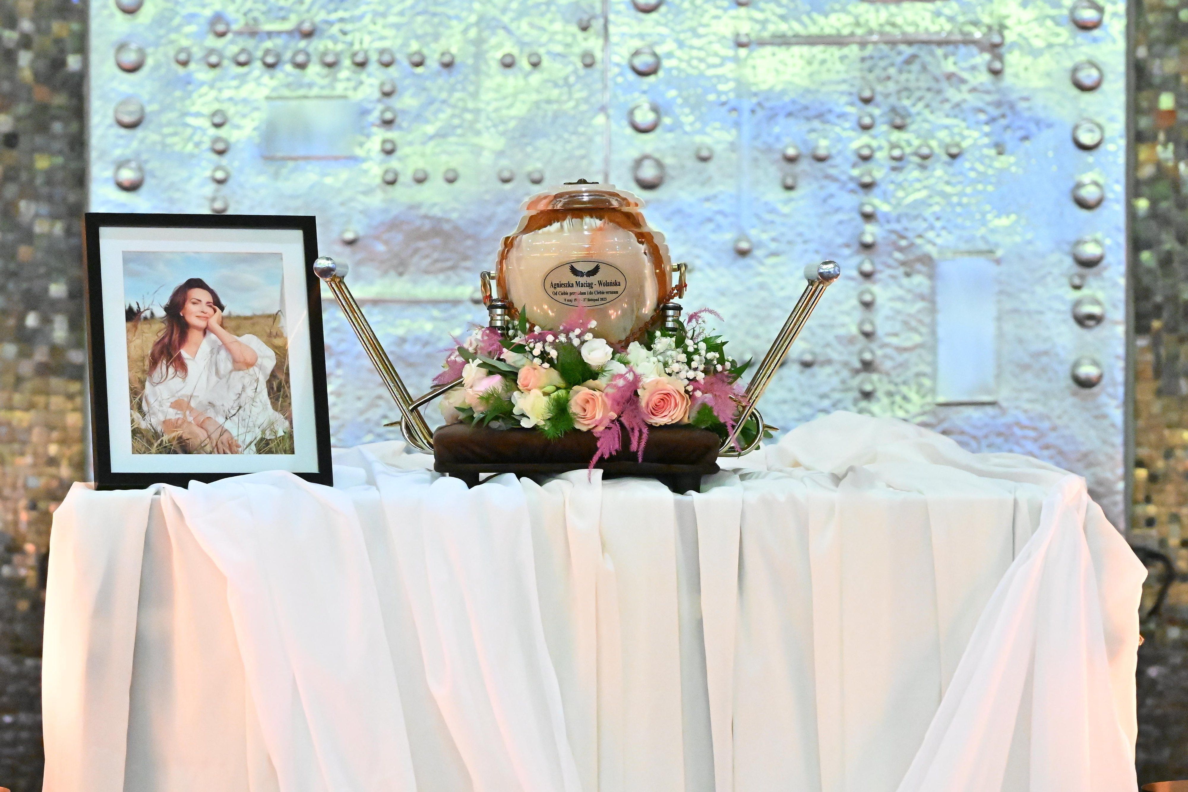 Wzruszające pożegnanie Agnieszki Maciąg. Cisza, która mówiła najwięcej