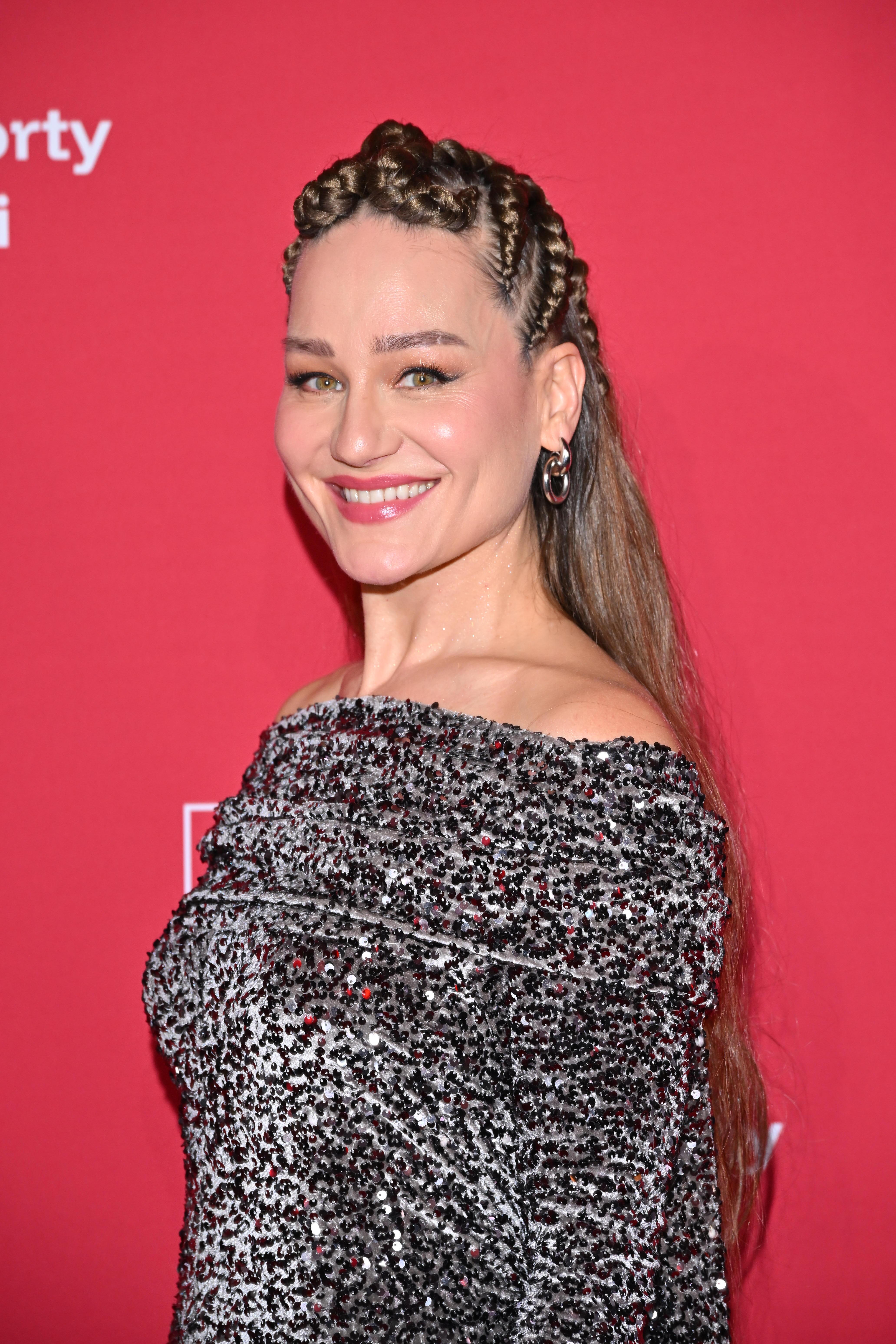 Uwielbiana gwiazda zaprezentowała ciążowy brzuszek na gali Paszportów "Polityki"