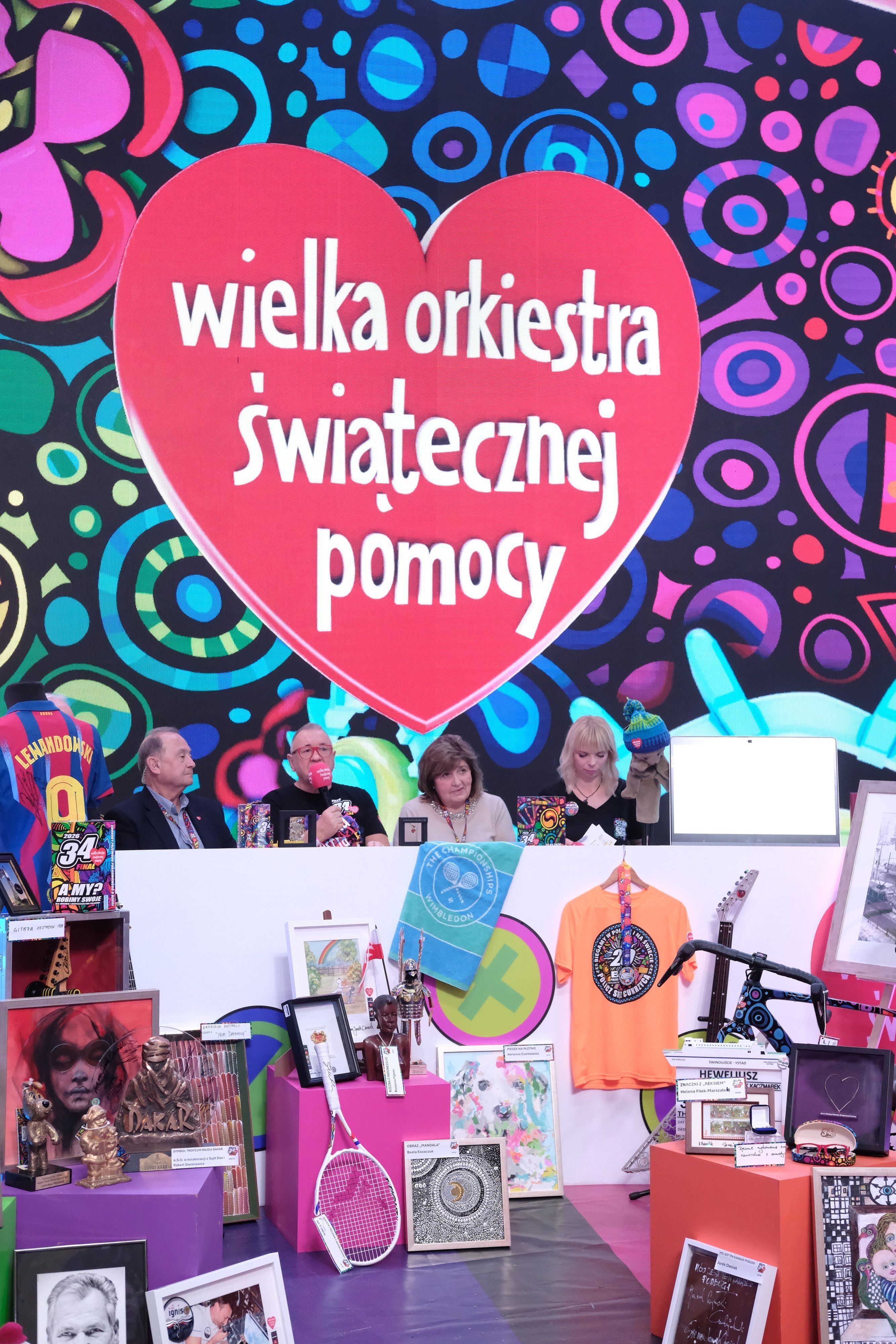 Brat Pawła Adamowicza pojawił się na scenie WOŚP. Miał wyraźne przesłanie