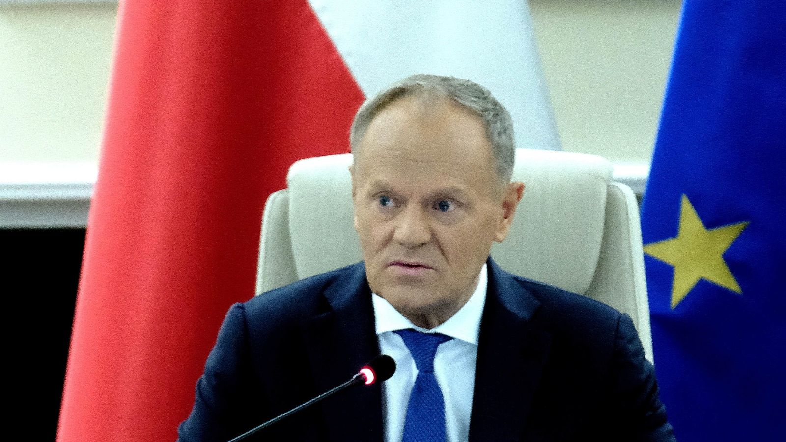 Rząd szybko odpowiada Nawrockiemu. Jest pilna decyzja. Wiadomo co zrobi minister obrony