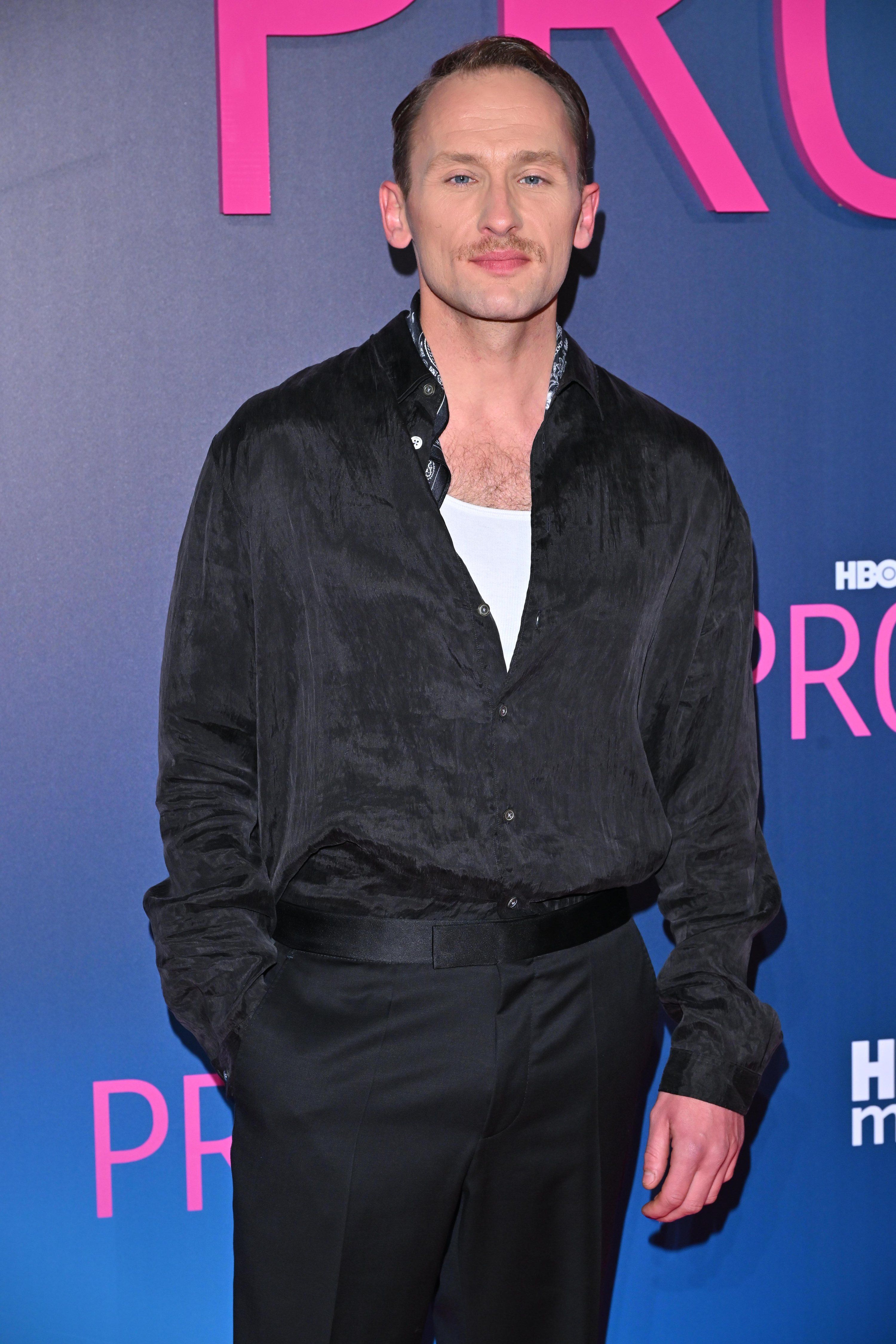 Uwielbiany polski aktor dokonał coming outu. "Powiedziałem mamie, która mnie odrzuciła"  