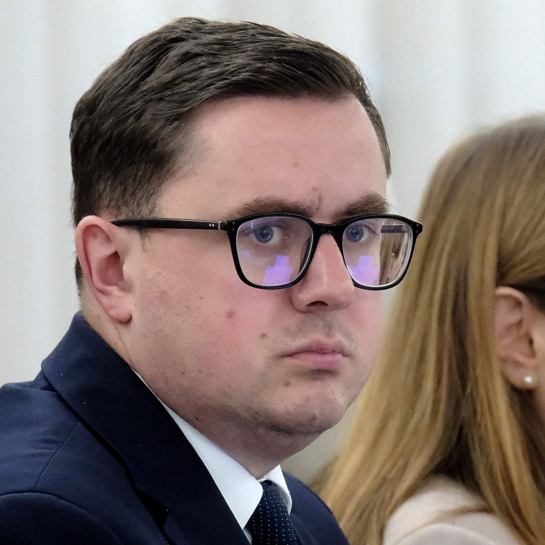 Rząd uruchomił wypłaty do 3500 zł na gospodarstwo domowe. Termin składania wniosków do 31 sierpnia