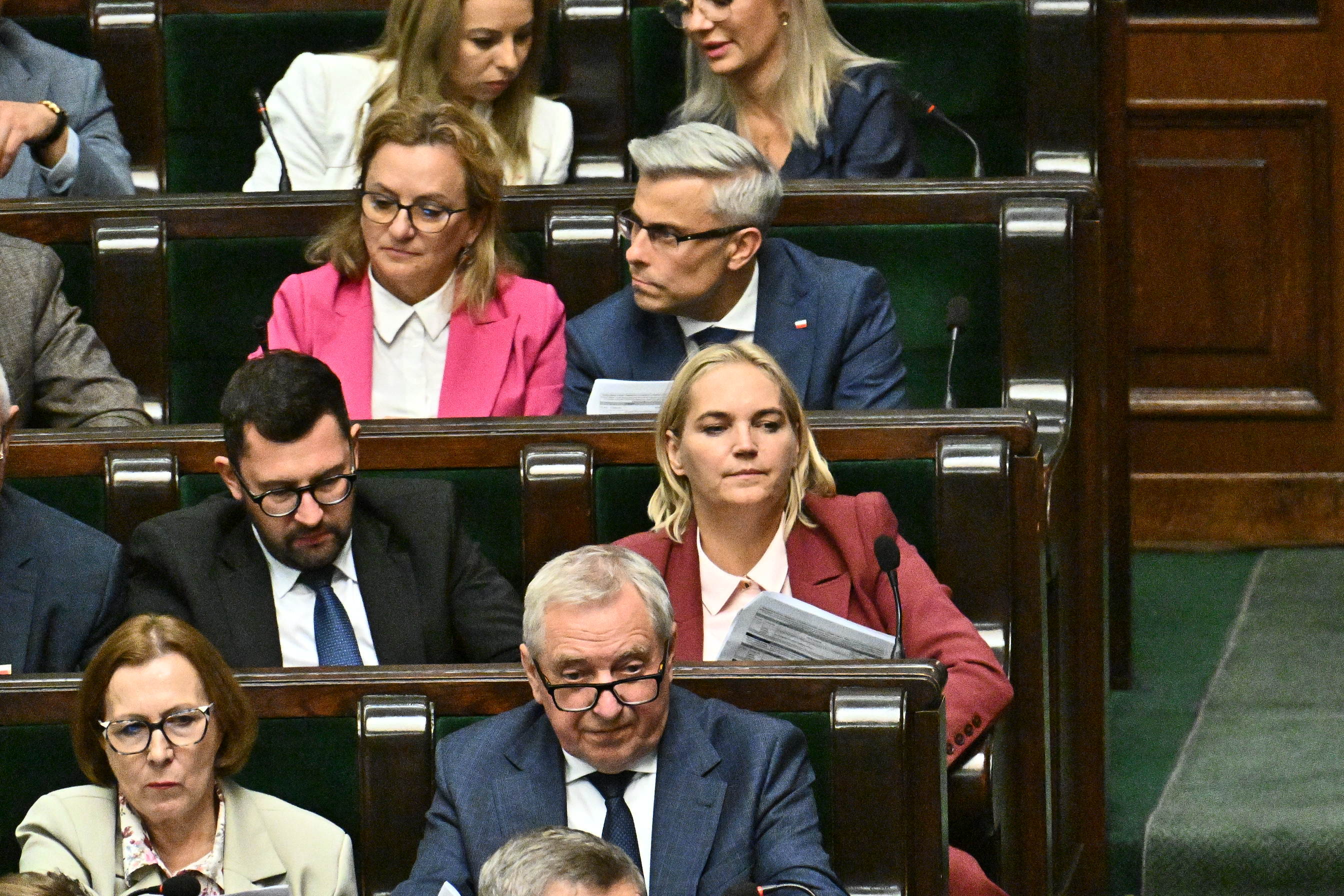 Tak Chorosińska zachowywała się w sejmie. Ostatnio szczekała, a teraz?