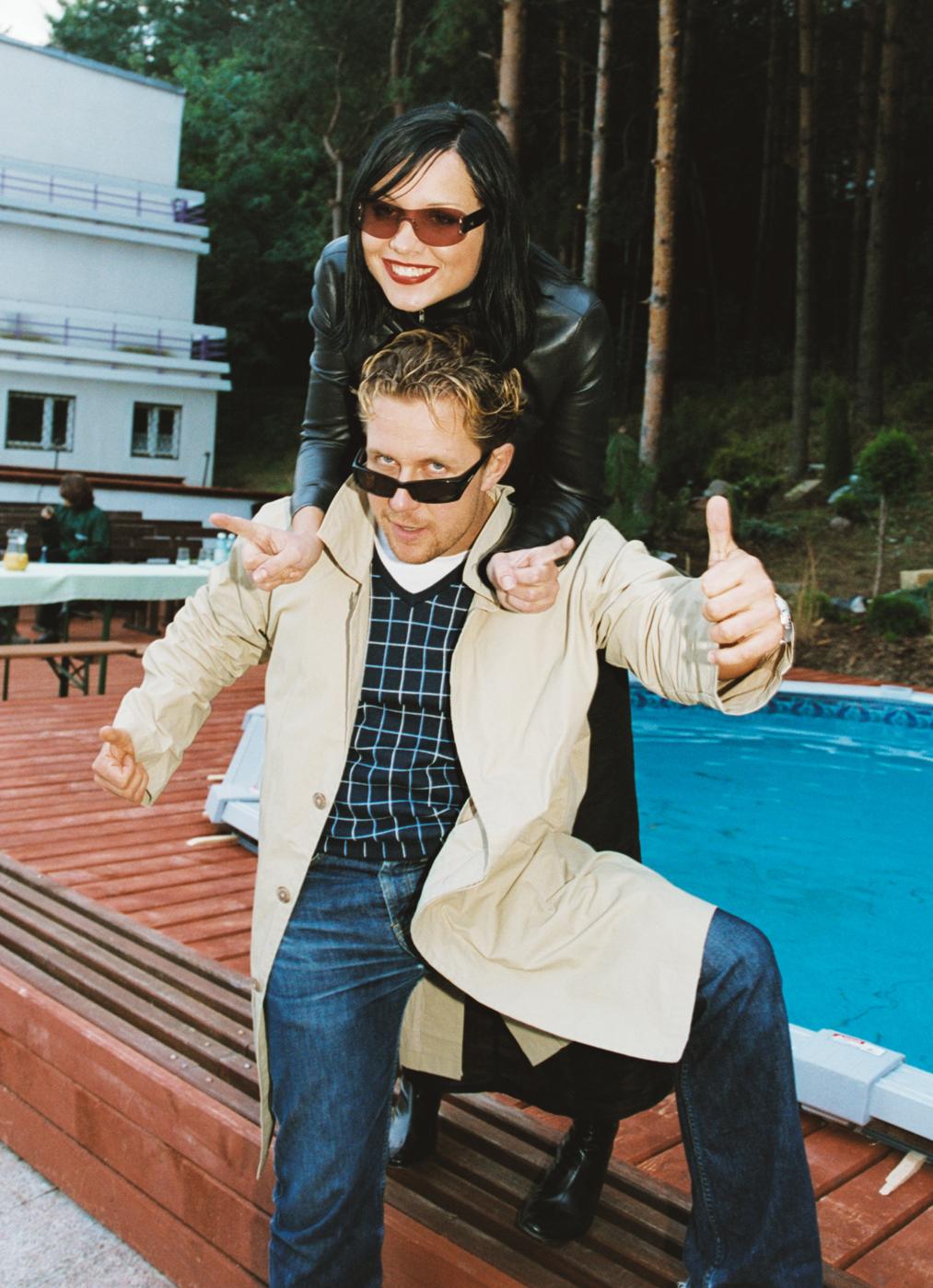 W "Big Brotherze" zmusili go do związku. Po głośnym coming oucie mieszka z parterem w Brazylii. Tak wygląda