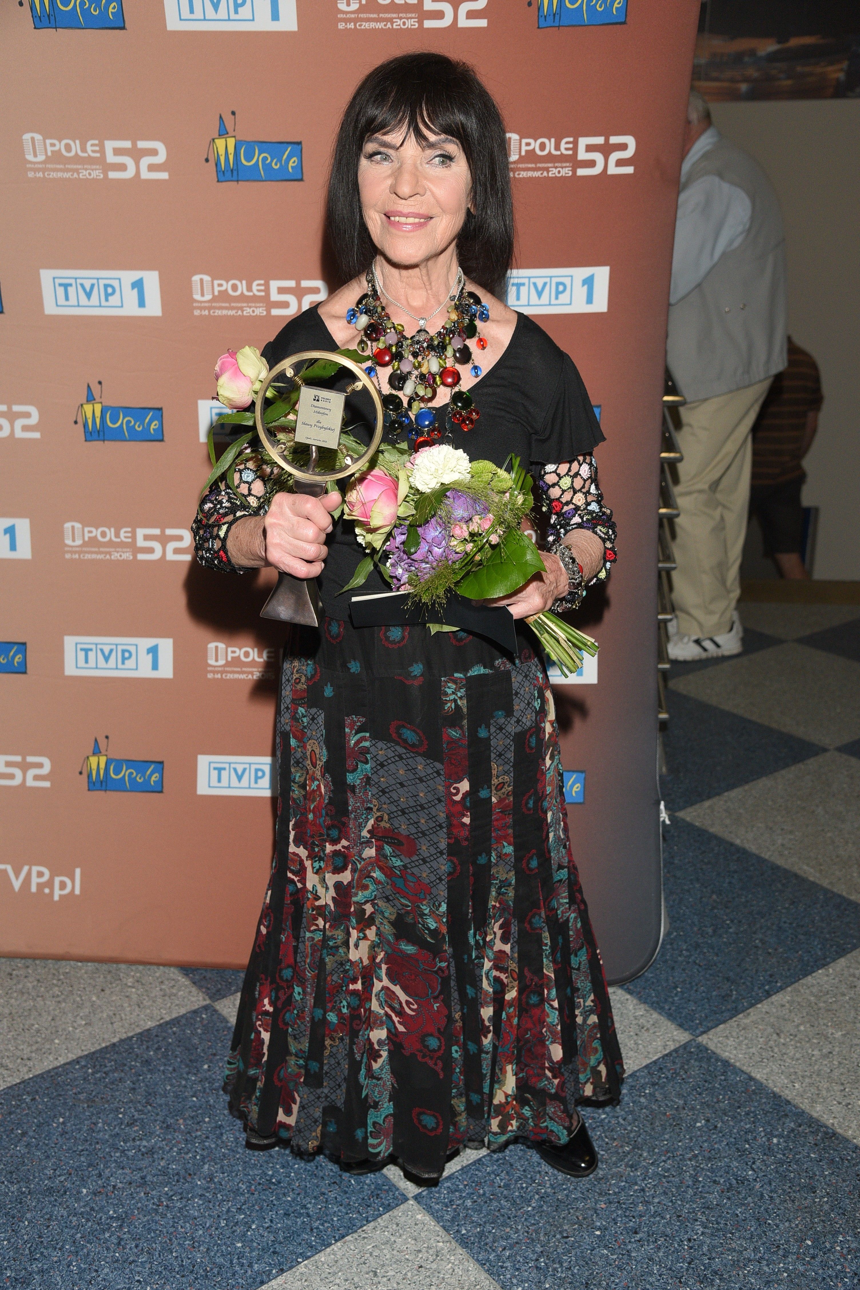 Sława Przybylska skończyła 94-lata. W takiej kreacji pojawiła się na koncercie