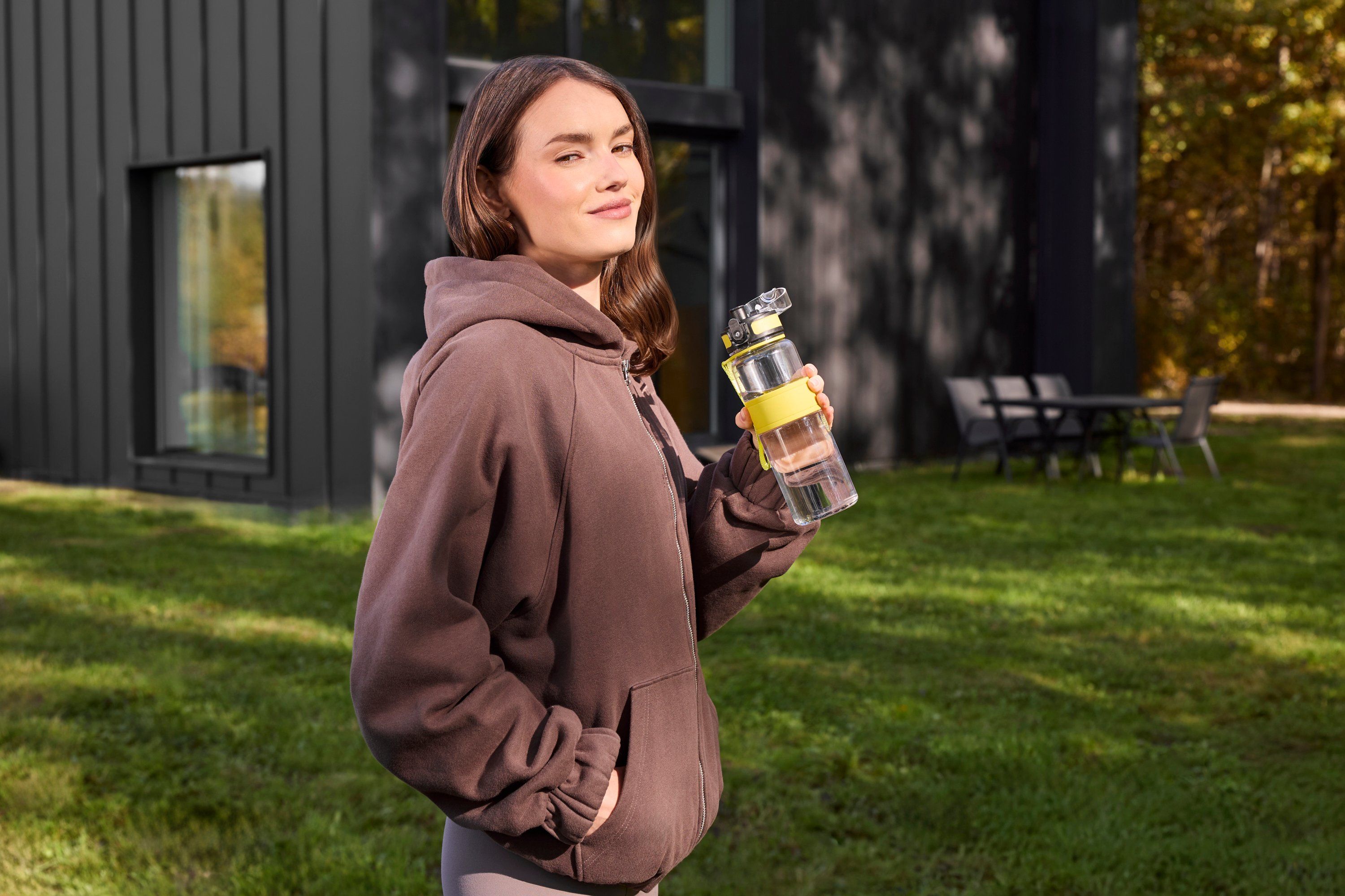 Pozbądź się plastiku ze swojej kuchni, czyli o tym jak bateria filtrująca wodę wywraca codzienne nawyki do góry nogami. 