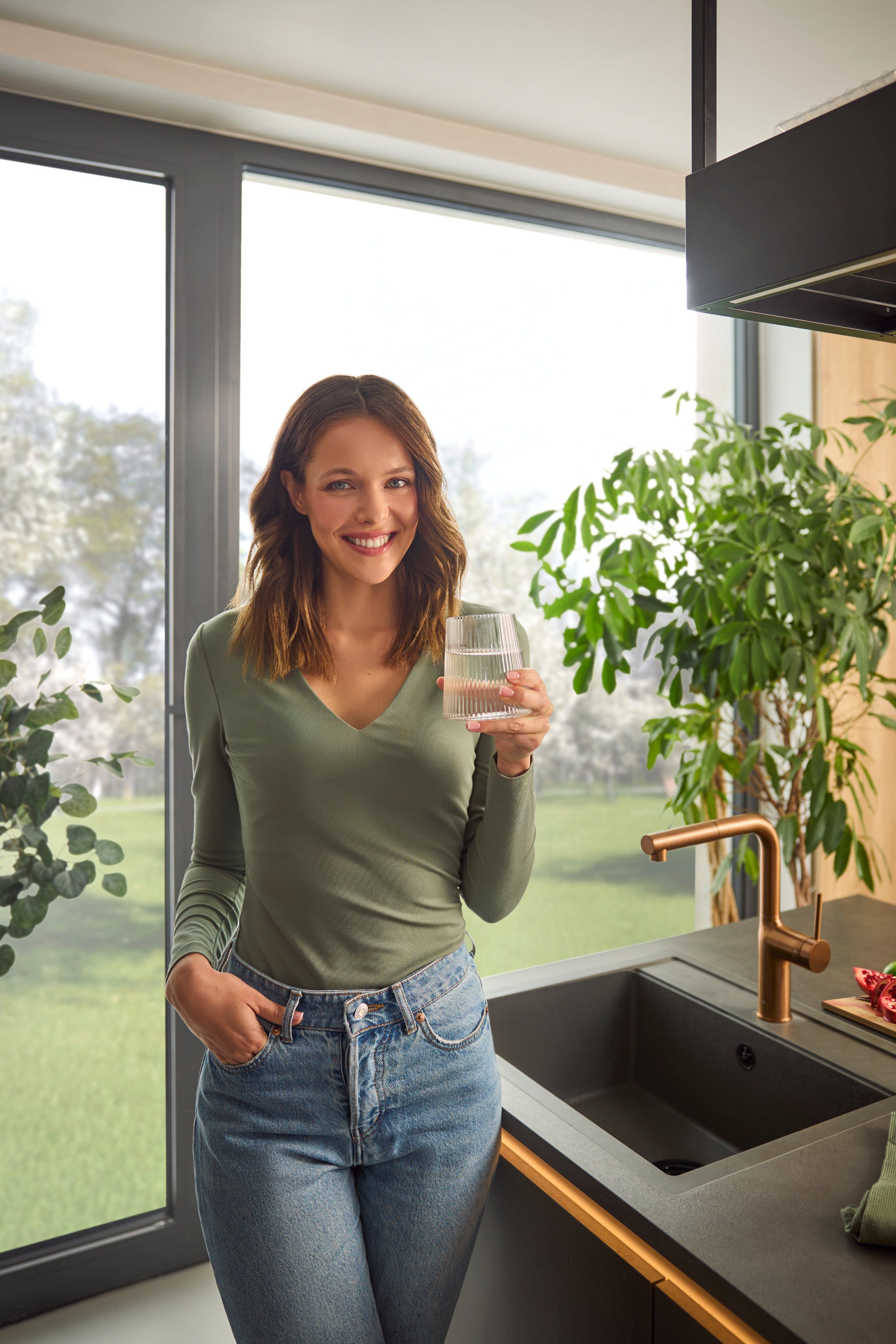 Pozbądź się plastiku ze swojej kuchni, czyli o tym jak bateria filtrująca wodę wywraca codzienne nawyki do góry nogami. 