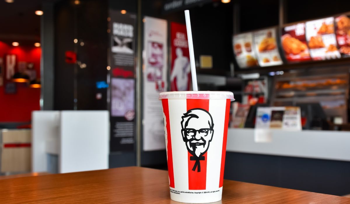KFC widoczne w środku