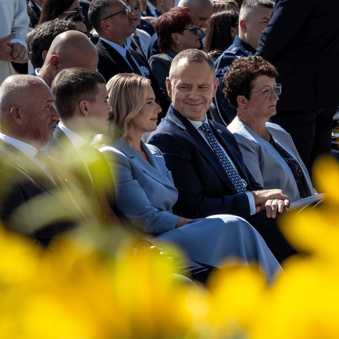 Karol Nawrocki nagle kazał zatrzymać samochód. Trudno uwierzyć, co zrobił chwilę później, jest nagranie
