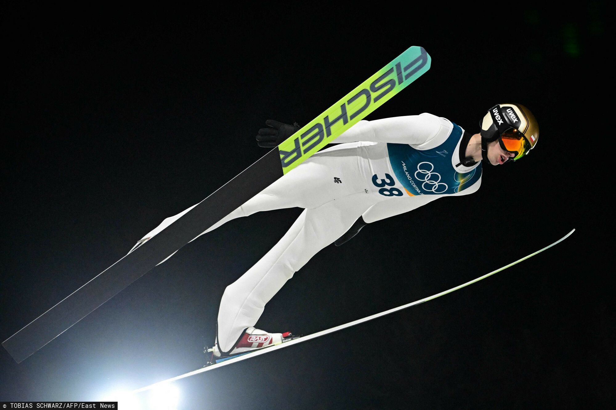 Jeden skok otworzył drzwi do wielkiej kariery i ogromnych pieniędzy. Tyle Tomasiak dostanie za srebro