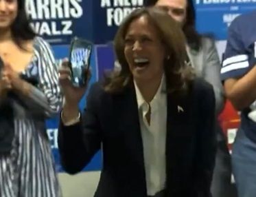 Kamala Harris, fot.X