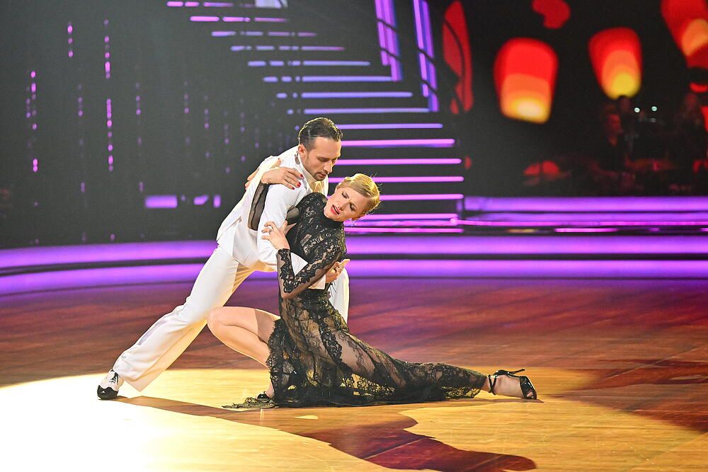 Gorodecka ma męża. Mało kto wie, czym się zajmuje. Unika rozgłosu jak ognia