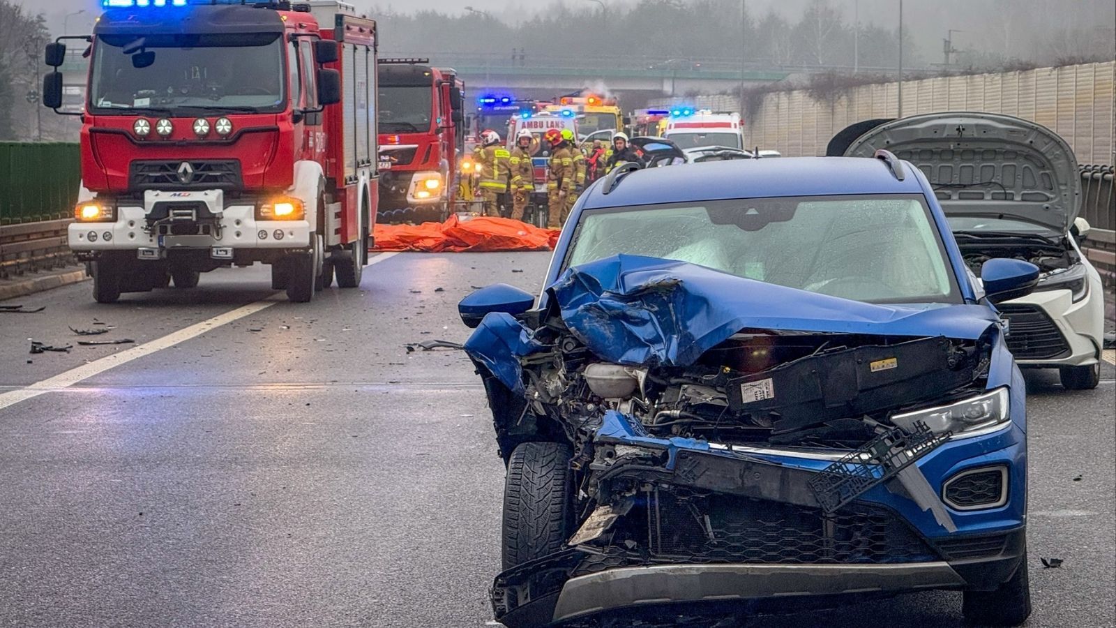 Wypadek, karambol na S8