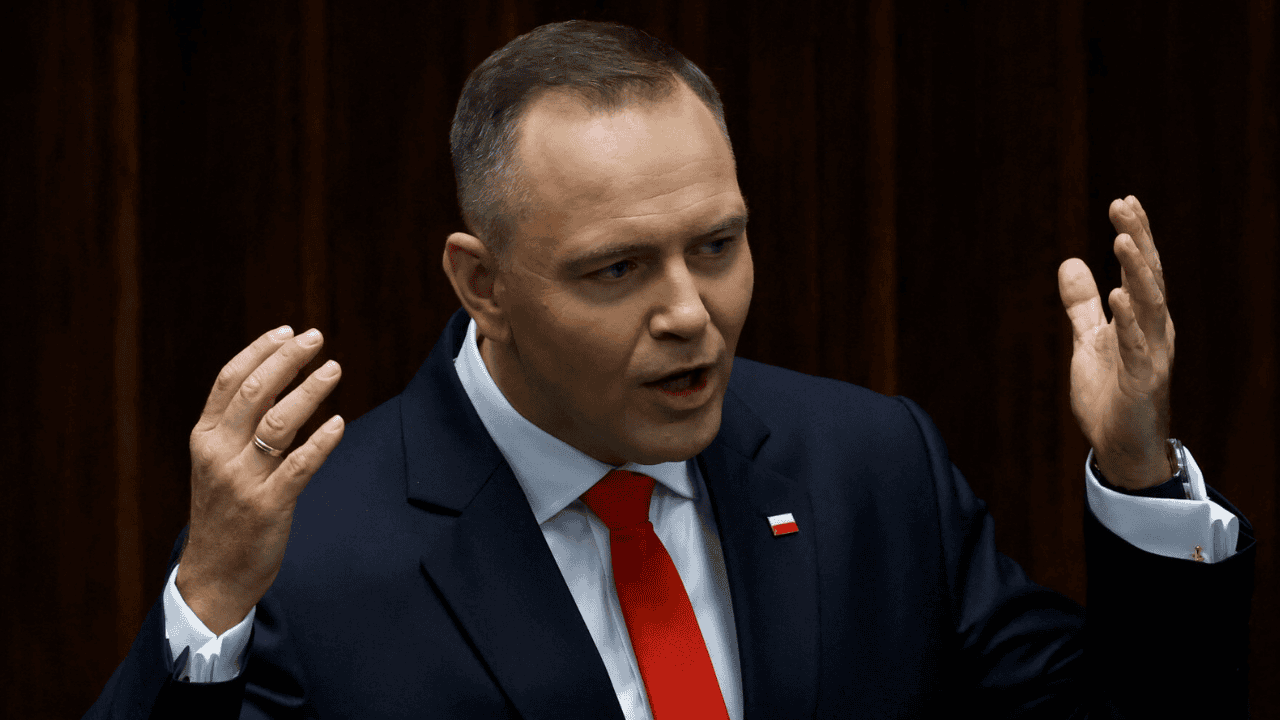 Nawrocki przemawiał w Sejmie i nagle zwrócił się do Papy. Zaprosił go na spotkanie