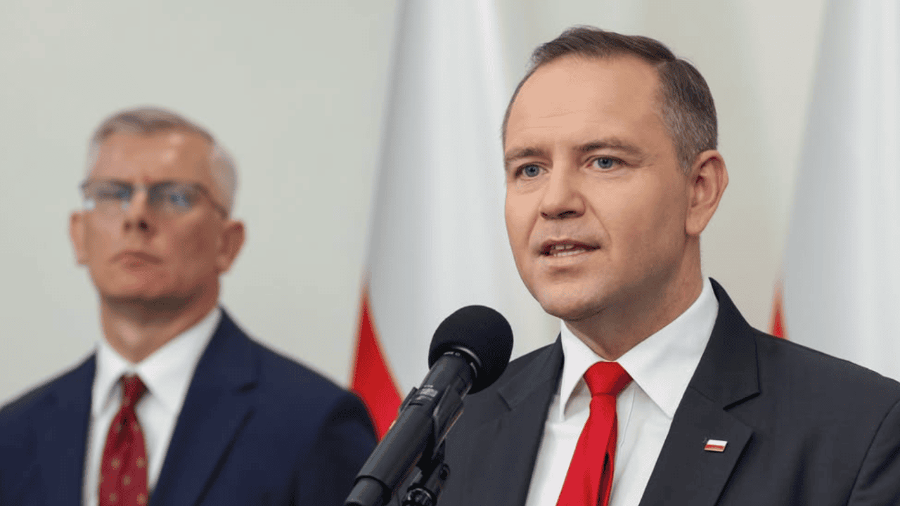 A powerful storm after the president's decision. "Nawrocki unfortunately betrayed".