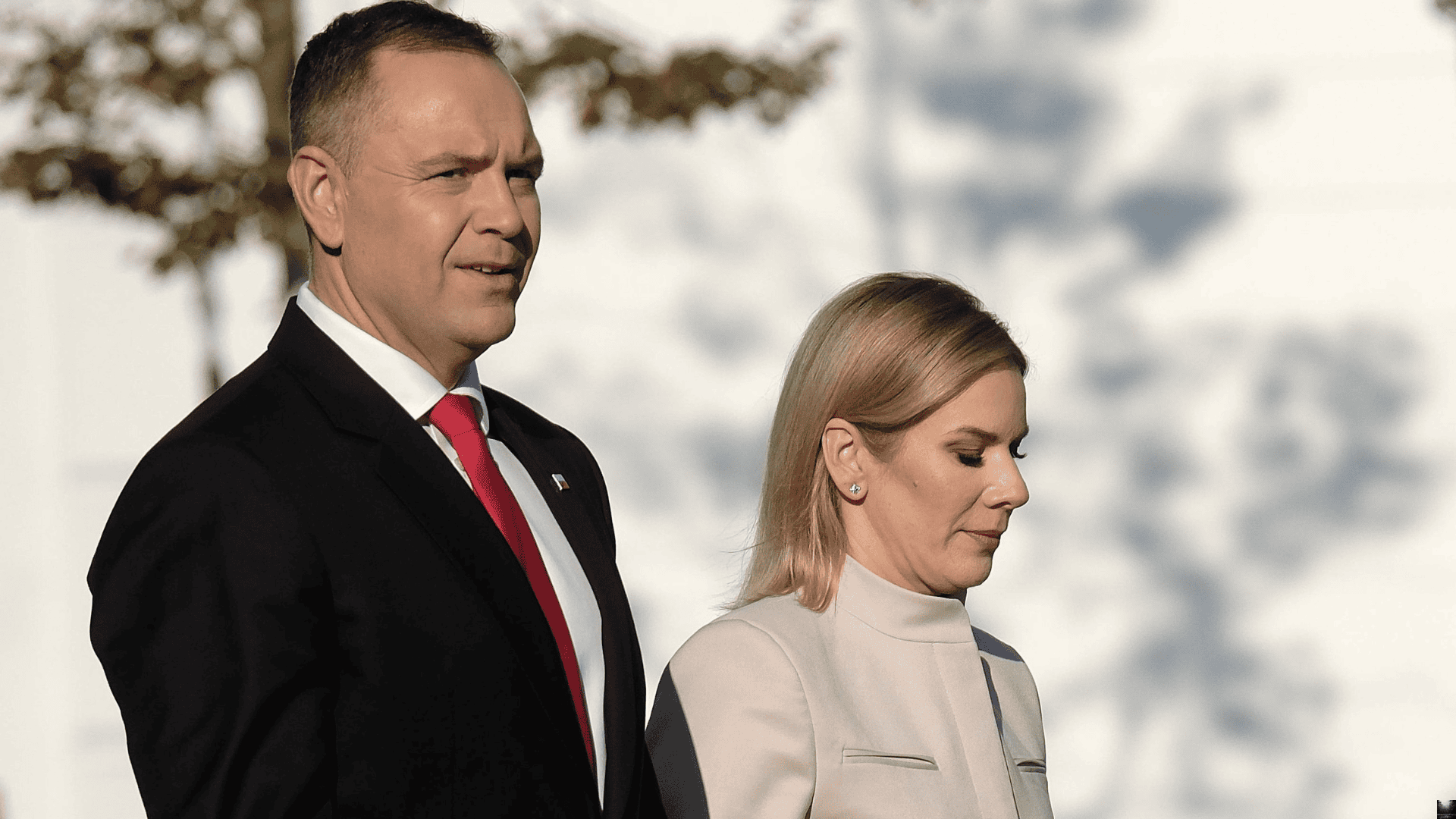 Ludzie wybuchnęli śmiechem na Narodowym Czytaniu. Wszystko przez Nawrocką. Prezydent ratował sytuację